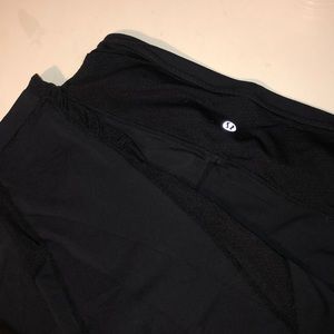 Black Lululemon capri leggings